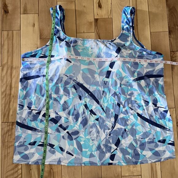 T.H.E. Tankini Plus Size Swim Tankini Top! - Picture 4 of 9